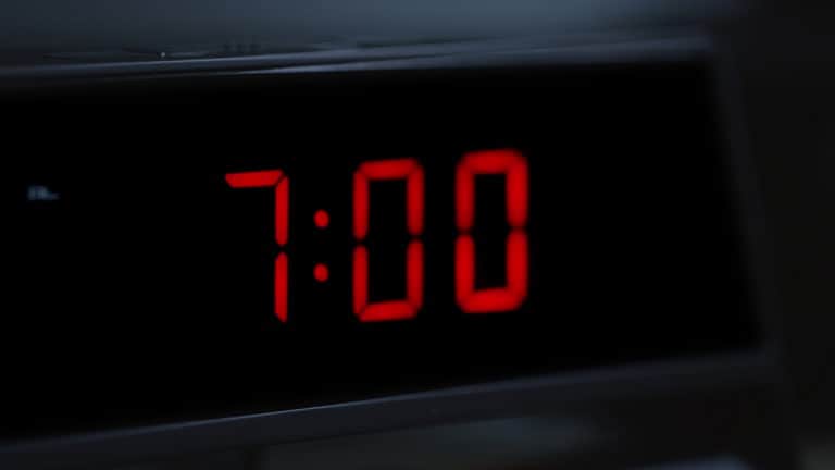 Digital clock